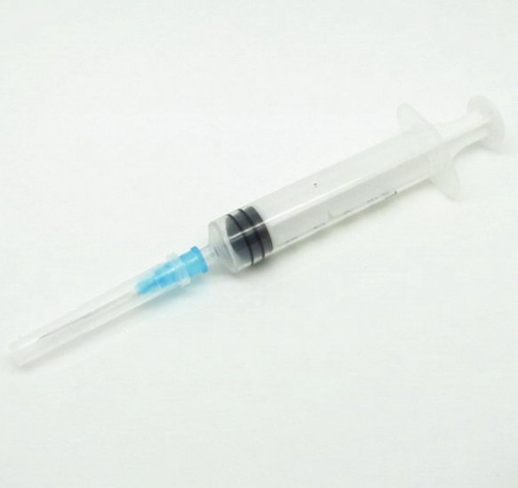 5.0ml Plastic Disposable Syringe with Needle - Click Image to Close