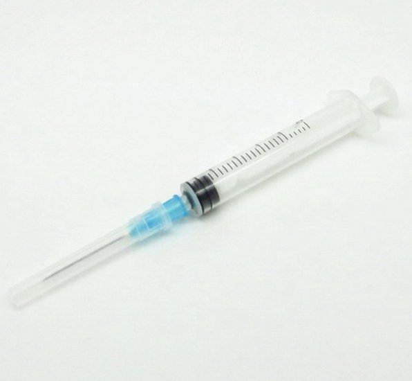 2.5ml Plastic Disposable Syringe with Needle - Click Image to Close